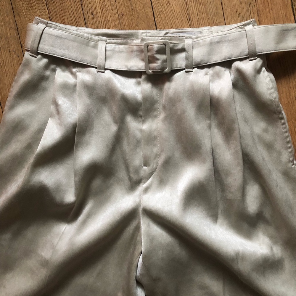 Lemaire pleated loose pants.